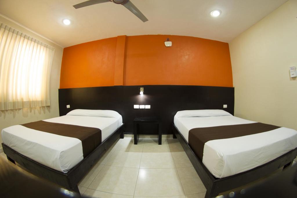 Hotel & Suites Domani Прогресо Экстерьер фото